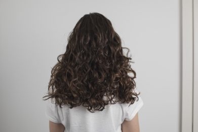 Salon de coiffure cheveux frisés, bouclés, crépus, curly hair